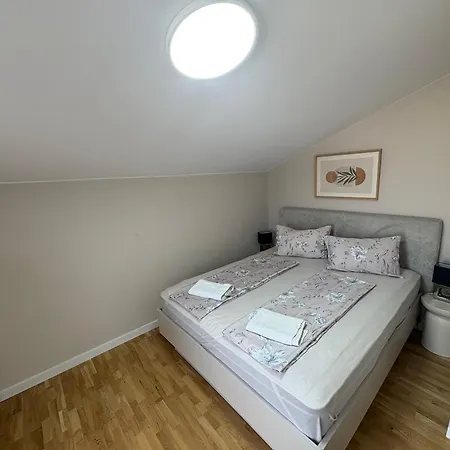 With Balcony Apartman Porec